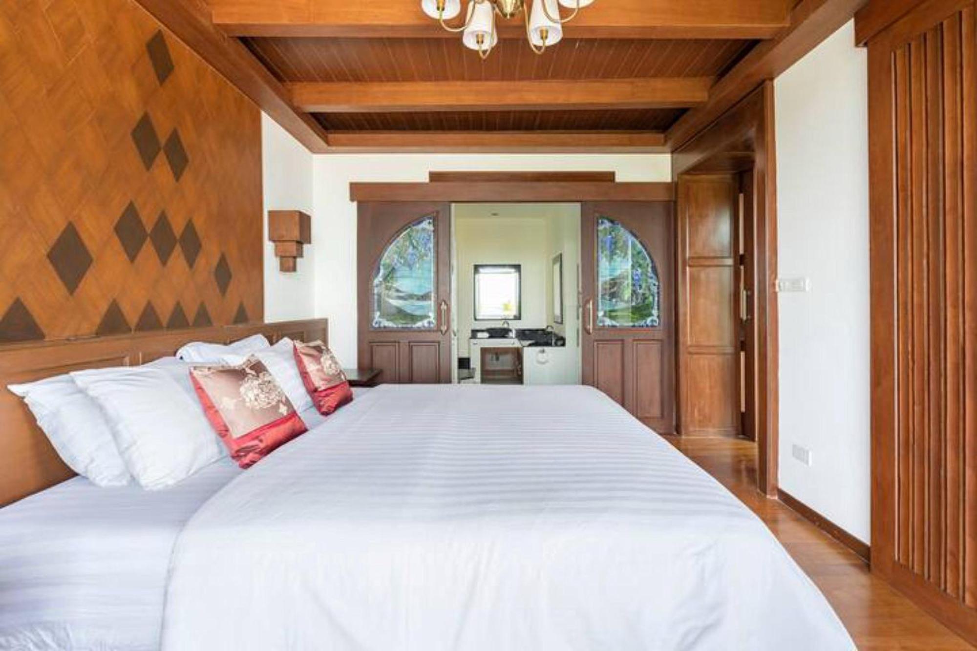 Thai Heritage Villa Melitta Bangrak Bohput, Beach, Pool, Seaviews, 6-Suite, Full Villa, Luxury, Aaa Location Koh Samui Екстериор снимка